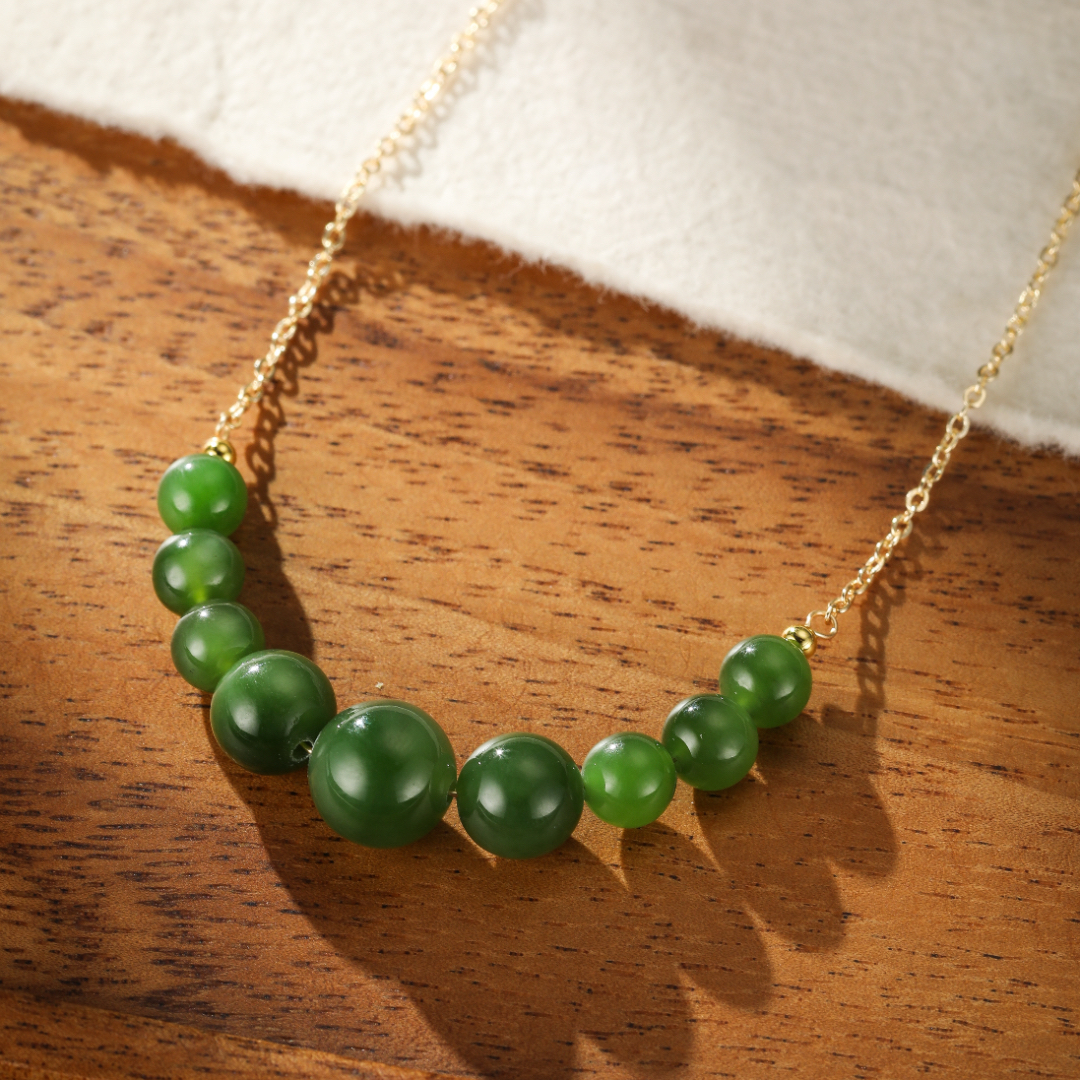 Collier Jade – Arc de Joie