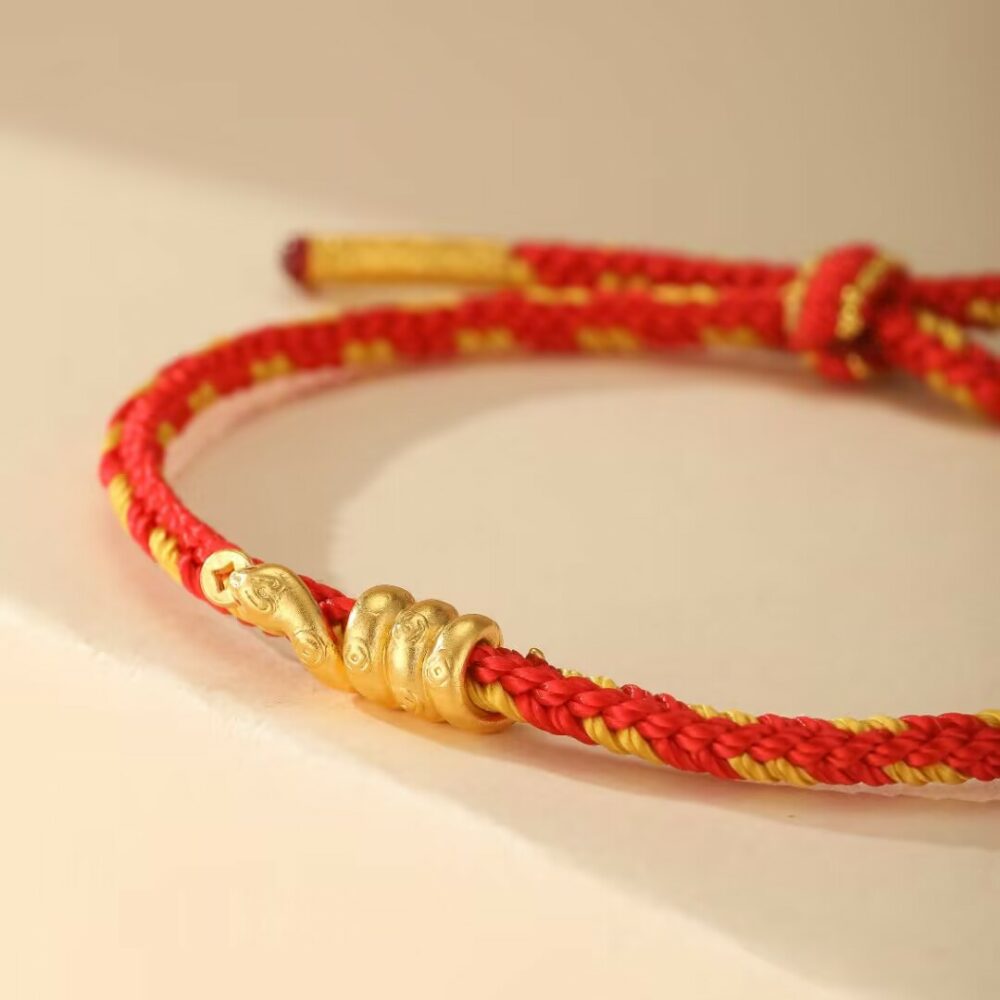 Bracelet Serpent Fil Rouge – Force de Vie, Or 24K