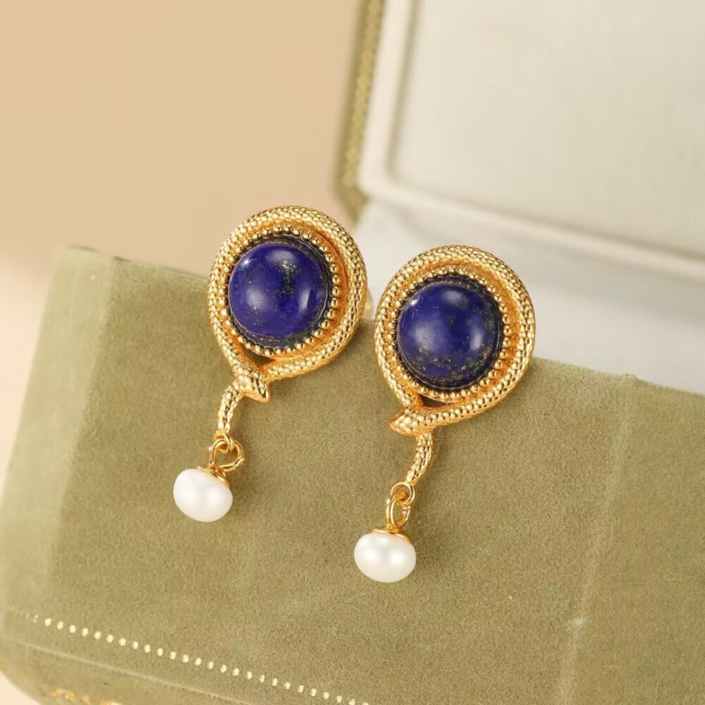 Boucles d’Oreilles Lapis Lazuli – Perle Lumineuse, Argent Plaqué Or