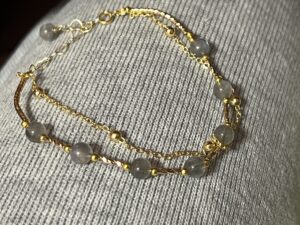 Bracelet Labradorite – Magie Lunaire, Laiton Plaqué Or 14K photo review