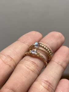 Bague Pierre de Lune – Féérie Royale, Argent Plaqué Or photo review