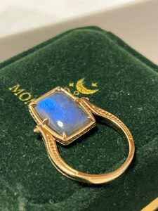 Bague Labradorite – Mystère d’Aurore, Argent Plaqué Or photo review