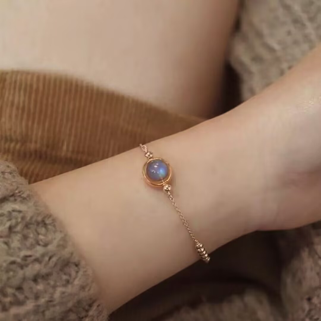 Bracelet Pierre de Lune Bleue – Clair de Rêve