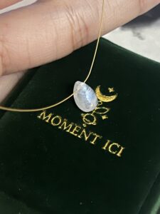 Collier Pierre de Lune – Voile Lunaire photo review