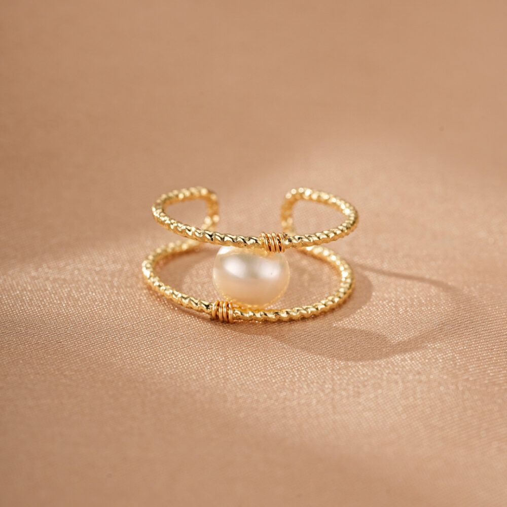 Bague Perle – Torsade Lumineuse
