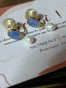 Boucles d’Oreilles Perle – Lueur d’Aurore photo review