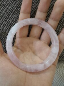 Bracelet Jonc Quartz Rose – Douceur du Cœur photo review