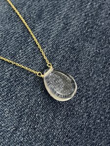 Collier Cristal de Roche – Larme de Lumière, Argent photo review