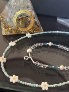 Bracelet Cristal de Roche et Apatite – Onde Joyeuse, Argent photo review