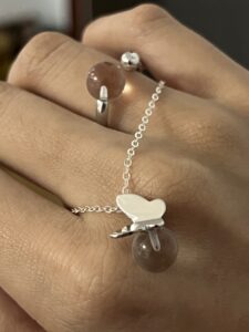 Collier Cristal de Roche – Clarté Radieuse, Argent photo review