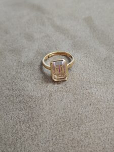 Bague Cristal de Roche – Reflet Précieux, Argent Plaqué Or 10K photo review