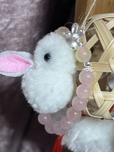 Bracelet Enfant Quartz Rose et Calcédoine Jaune – Douceur Lapin, Argent photo review