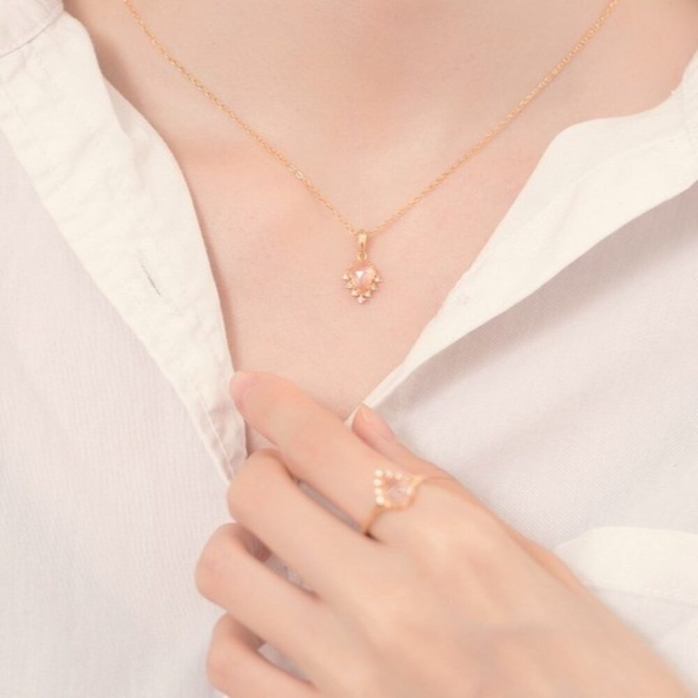 Collier Quartz Rose – Goutte Étoilée, Argent Plaqué Or 9K