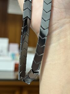 Collier Homme Hématite – Ligne Magnétique photo review