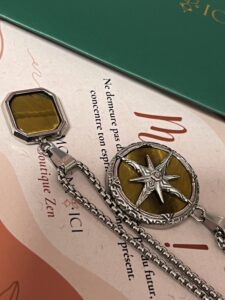 Collier Homme Œil de Tigre – Médaillon Géométrique photo review