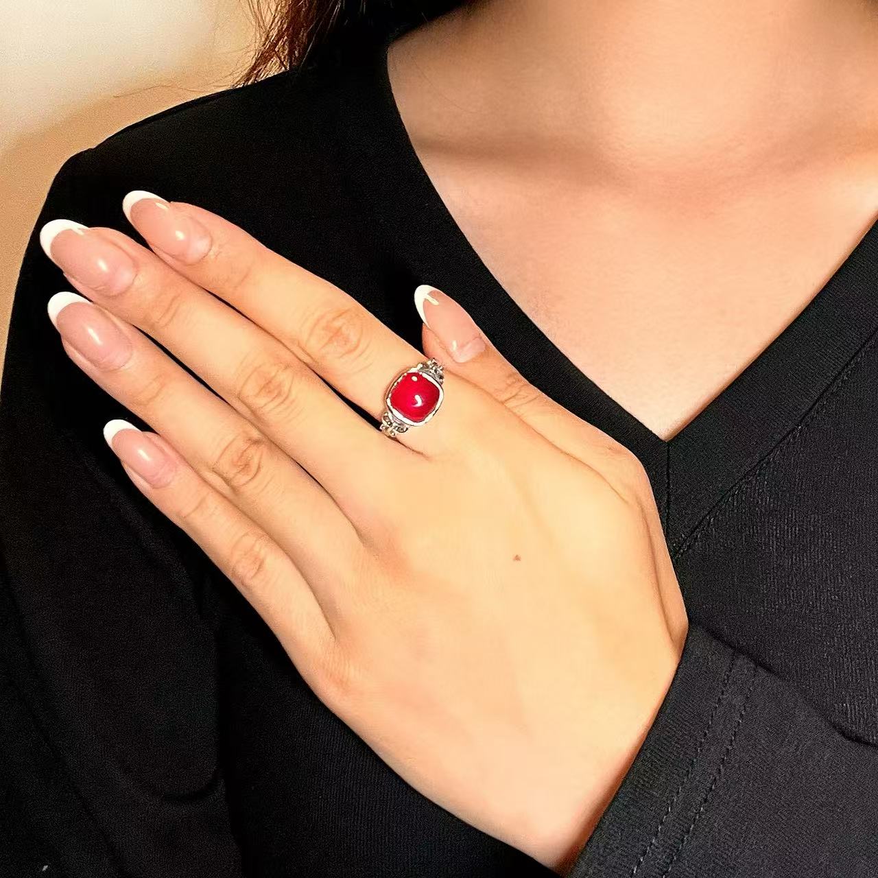 Bague Cornaline – Papillon Élégant, Argent