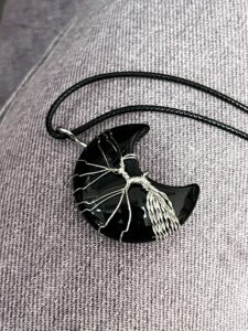 Collier Arbre de Vie en Pierres Naturelles - Lune photo review