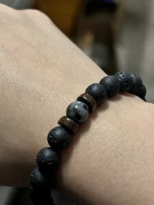 Bracelet Pierre de Lave – Lave Lunaire photo review