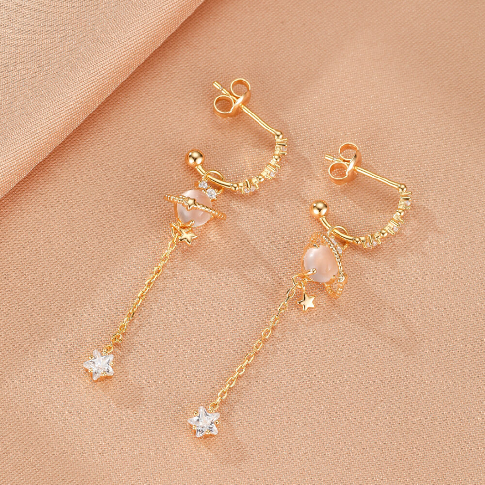 Boucles d’Oreilles Quartz Rose – Galaxie Intérieure, Argent Plaqué Or 14K