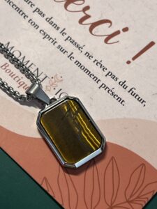 Collier Homme Œil de Tigre – Médaillon Impérial photo review