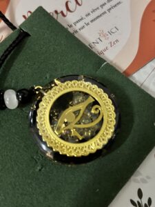 Pendentif Orgonite en Agate – Cristal Magique photo review