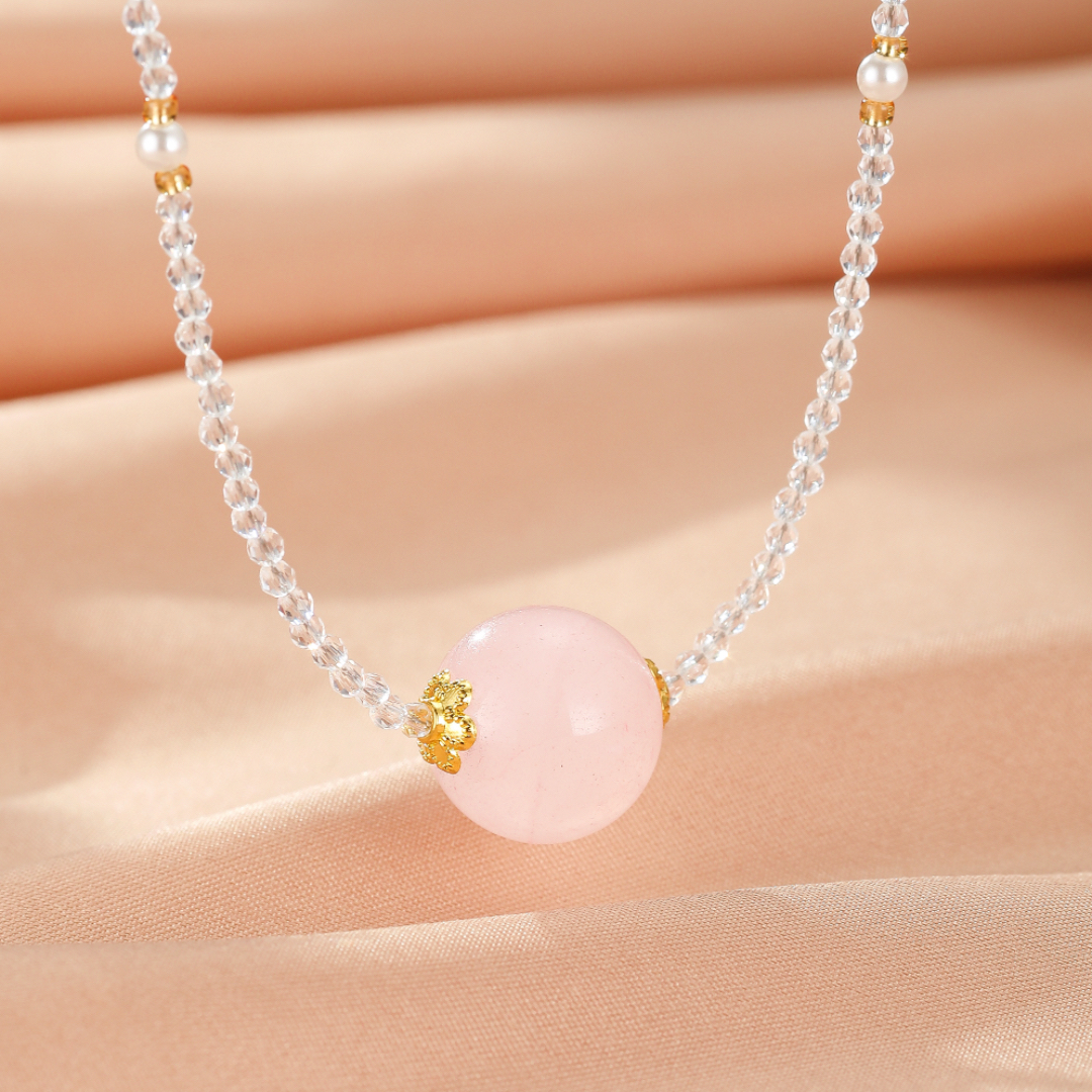 Collier Quartz Rose – Sphère Intuitive