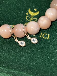 Boucles d'Oreilles Quartz Rose – Éclat Doux, Argent Plaqué Or photo review
