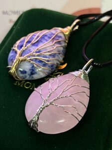 Pendentif Arbre de Vie en Pierres Naturelles – Confiance photo review