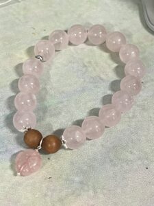 Bracelet Quartz Rose – Douceur Florale, Argent photo review