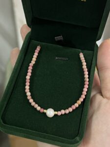 Bracelet Rhodonite et Perles – Élégance Rose photo review