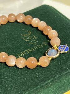 Bracelet Pierre de Soleil et Pierre de Lune – Harmonie Cosmique photo review