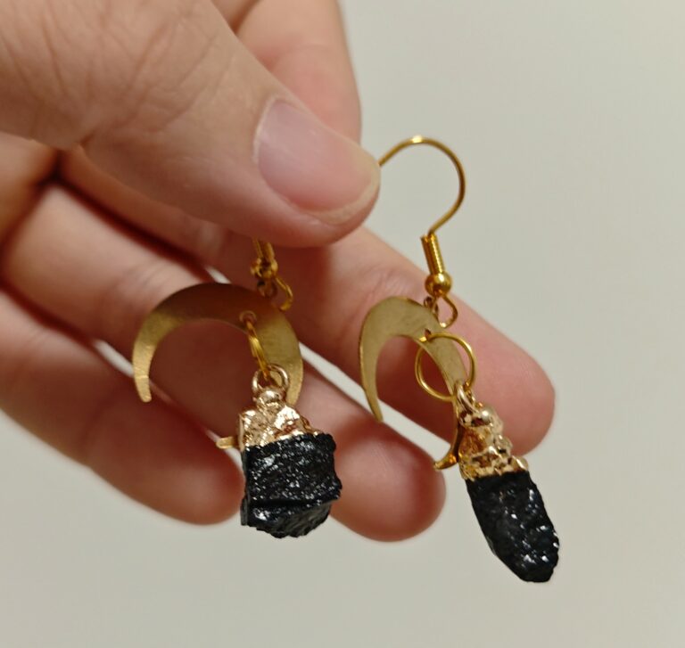 Boucles d’Oreilles Tourmaline Noire – Lune Sombre photo review