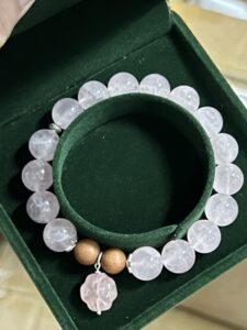 Bracelet Quartz Rose – Douceur Florale, Argent photo review