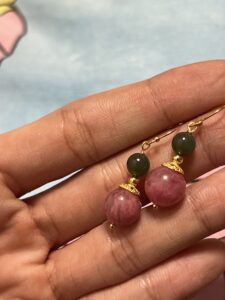 Boucles d’Oreilles Rhodonite et Jade – Duo Bien-Être photo review