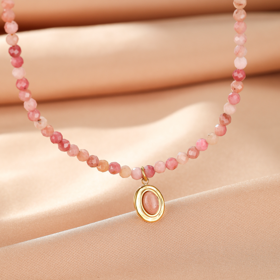 Collier Rhodonite – Rose Intuitif
