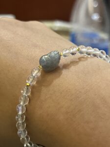Bracelet Pi Xiu Pierre de Lune et Labradorite – Magie Nocturne, Argent Plaqué Or photo review