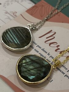 Collier Labradorite – Magie Nocturne photo review