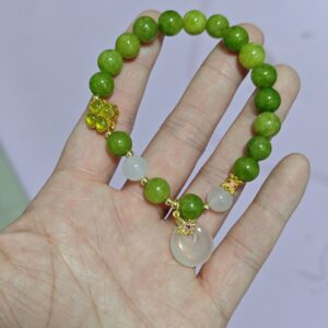 Bracelet Tourmaline Verte et Jade – Trèfle Porte-Chance photo review