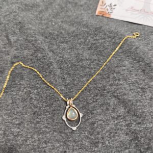 Collier Labradorite – Halo Mystique, Argent Plaqué Platine photo review
