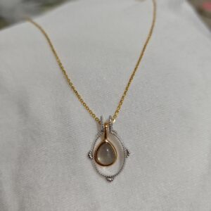 Collier Labradorite – Halo Mystique, Argent Plaqué Platine photo review