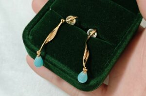 Boucles d’Oreilles Amazonite – Élégance Ondoyante, Argent Plaqué Or photo review