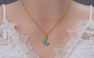 Collier Lune Amazonite – Croissant Bleu, Argent Plaqué Or photo review