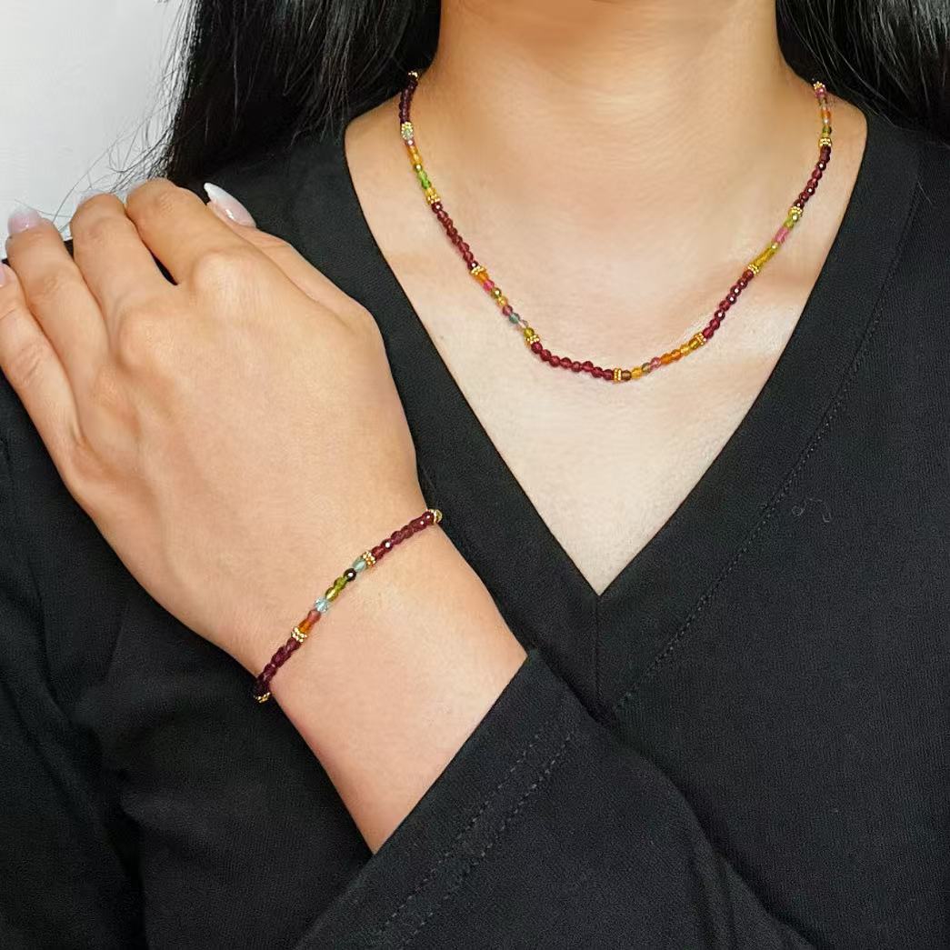 Collier Grenat et Tourmaline – Équilibre Chromatique, Argent Plaqué Or