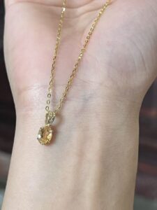 Collier Citrine – Élégance Ovale, Argent Plaqué Or photo review
