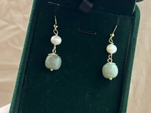 Boucles d’Oreilles Jade Néphrite et Perle – Équilibre Naturel photo review