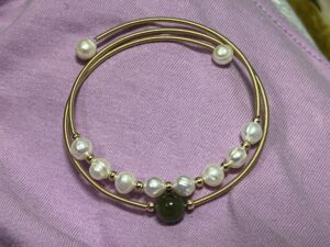 Bracelet Jade Néphrite et Perle – Élégance Pure photo review