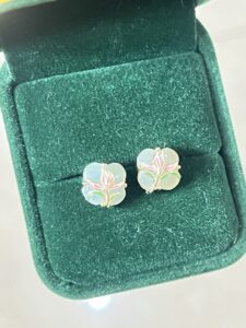 Boucles d’oreilles Jade – Lumière Botanique, Argent Plaqué Or photo review