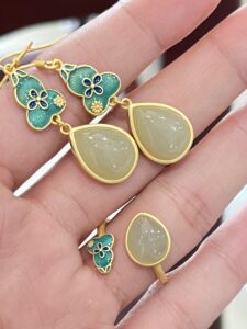 Bague Jade – Goutte de Chance, Argent Plaqué Or photo review