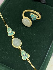 Bague Jade – Goutte de Chance, Argent Plaqué Or photo review