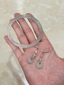 Boucles d’Oreilles Pendantes Jade – Gloire Impériale, Argent Plaqué Or photo review
